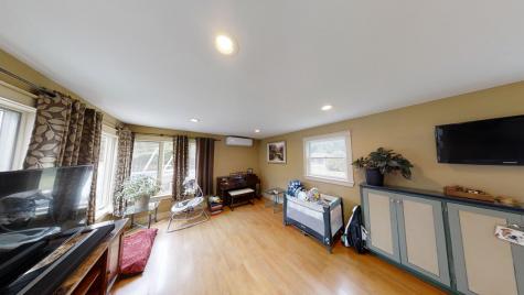 792 Essex Street Bangor ME 04401
