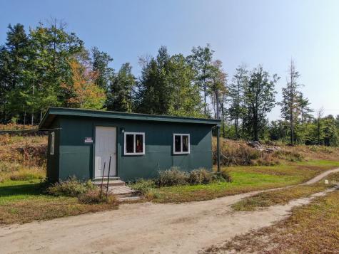 114 Dickvale Road Peru ME 04290