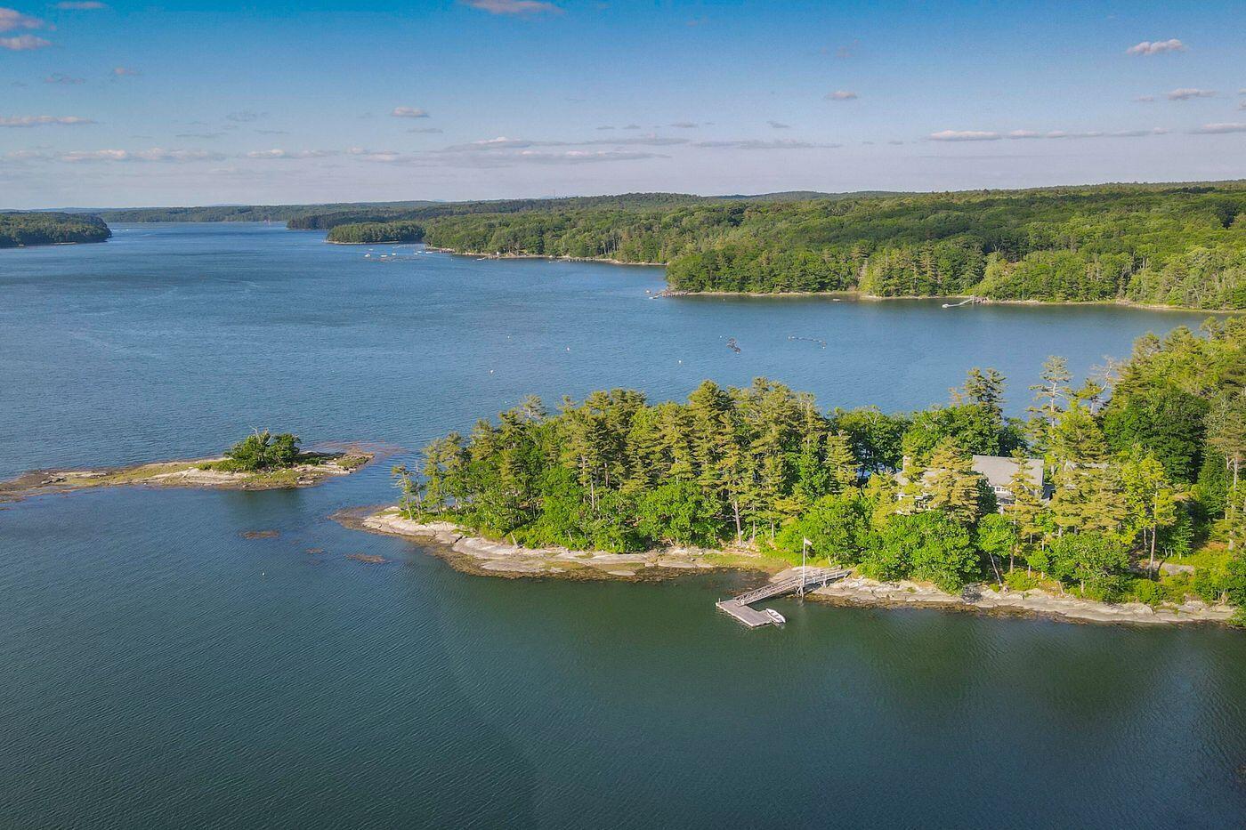 16 Glidden Ledge Road South Bristol ME 04568