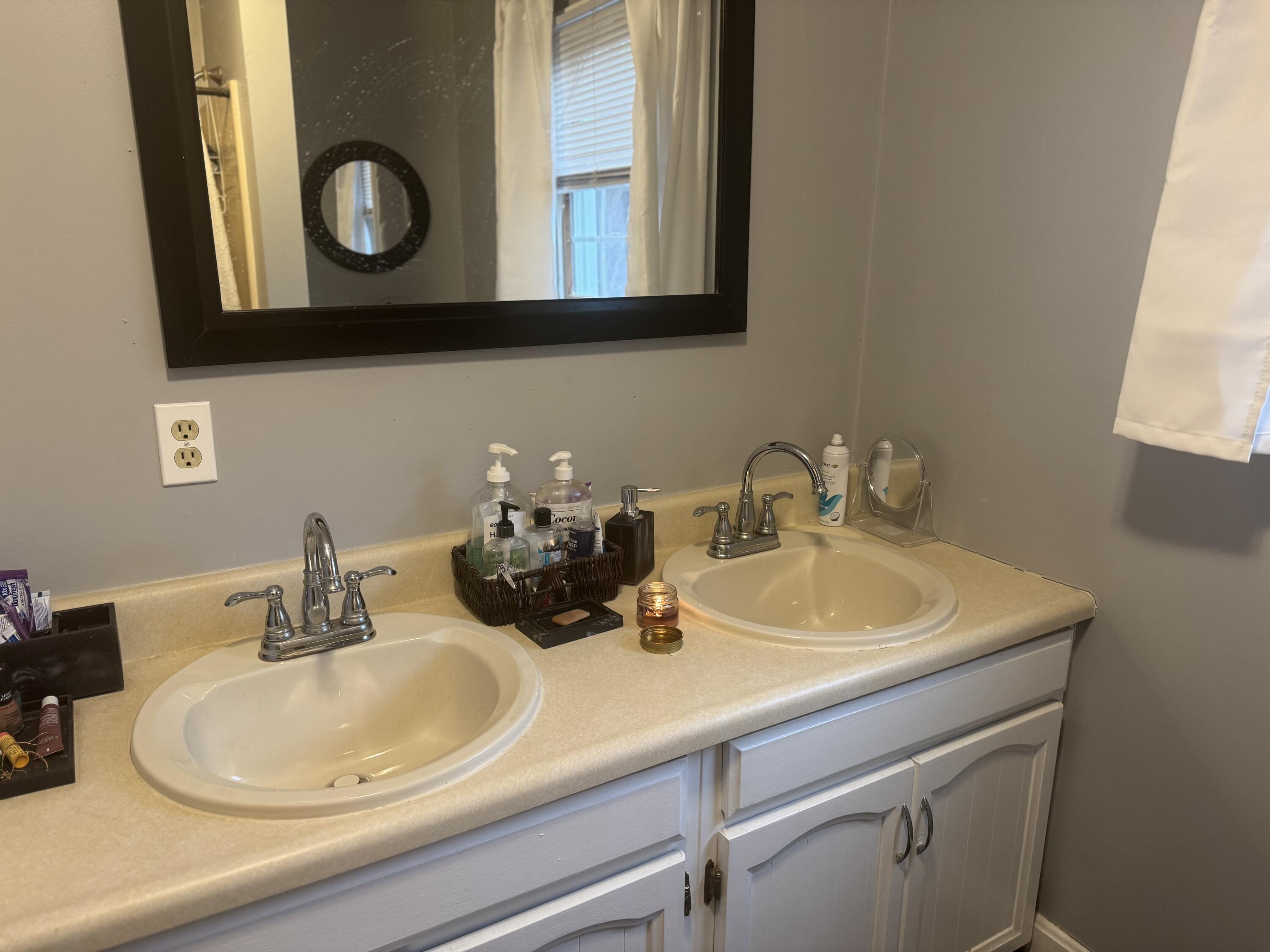 142 Abbott Road Albion ME 04910