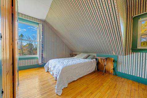 96 Whitefield Road Pittston ME 04345