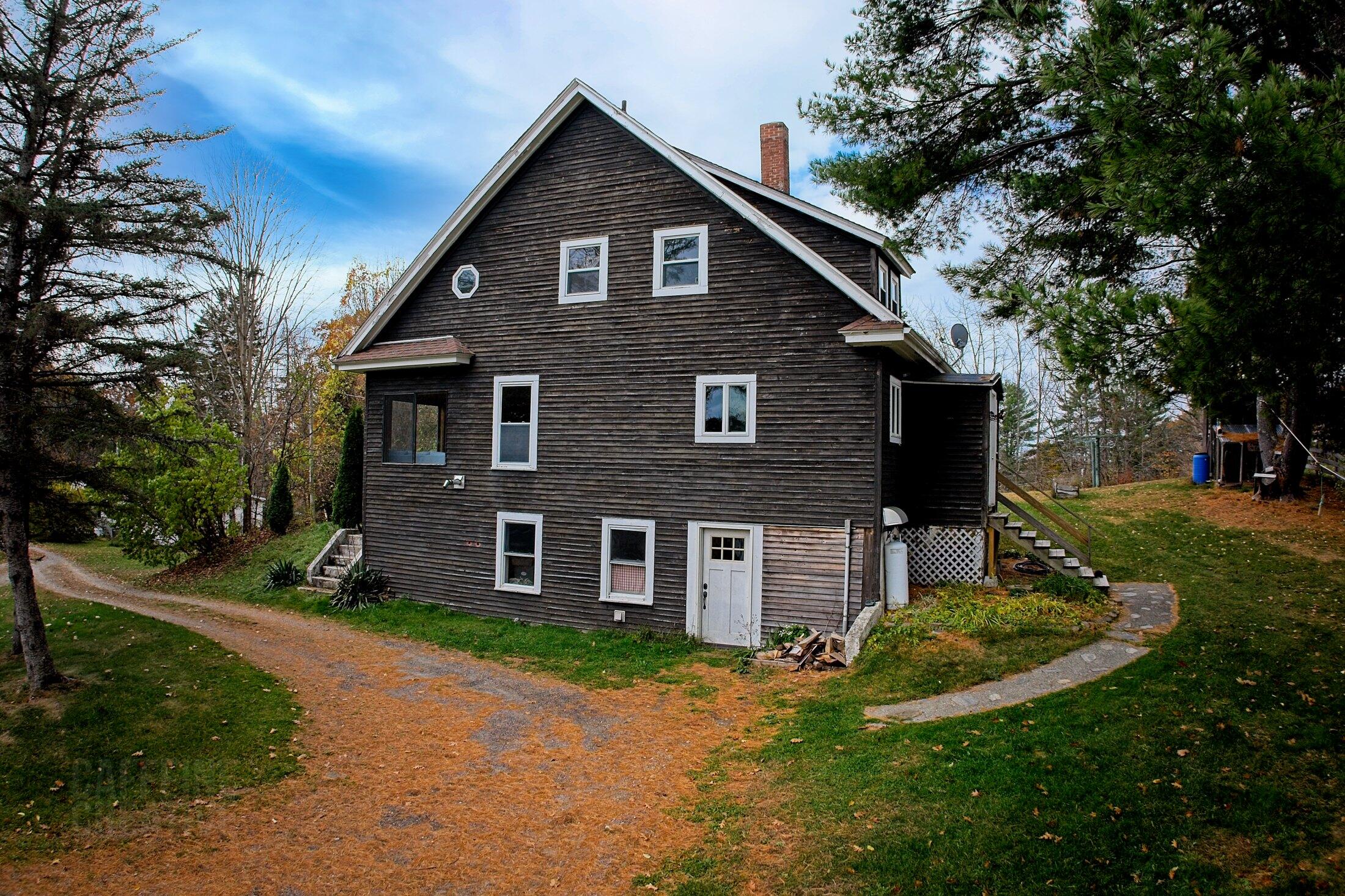 96 Whitefield Road Pittston ME 04345