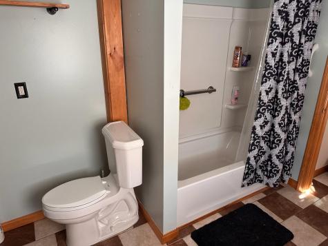 573 Poland Road Auburn ME 04210