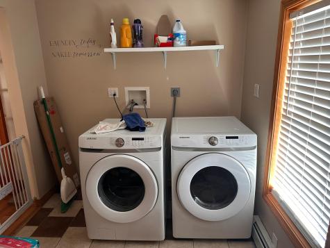 573 Poland Road Auburn ME 04210