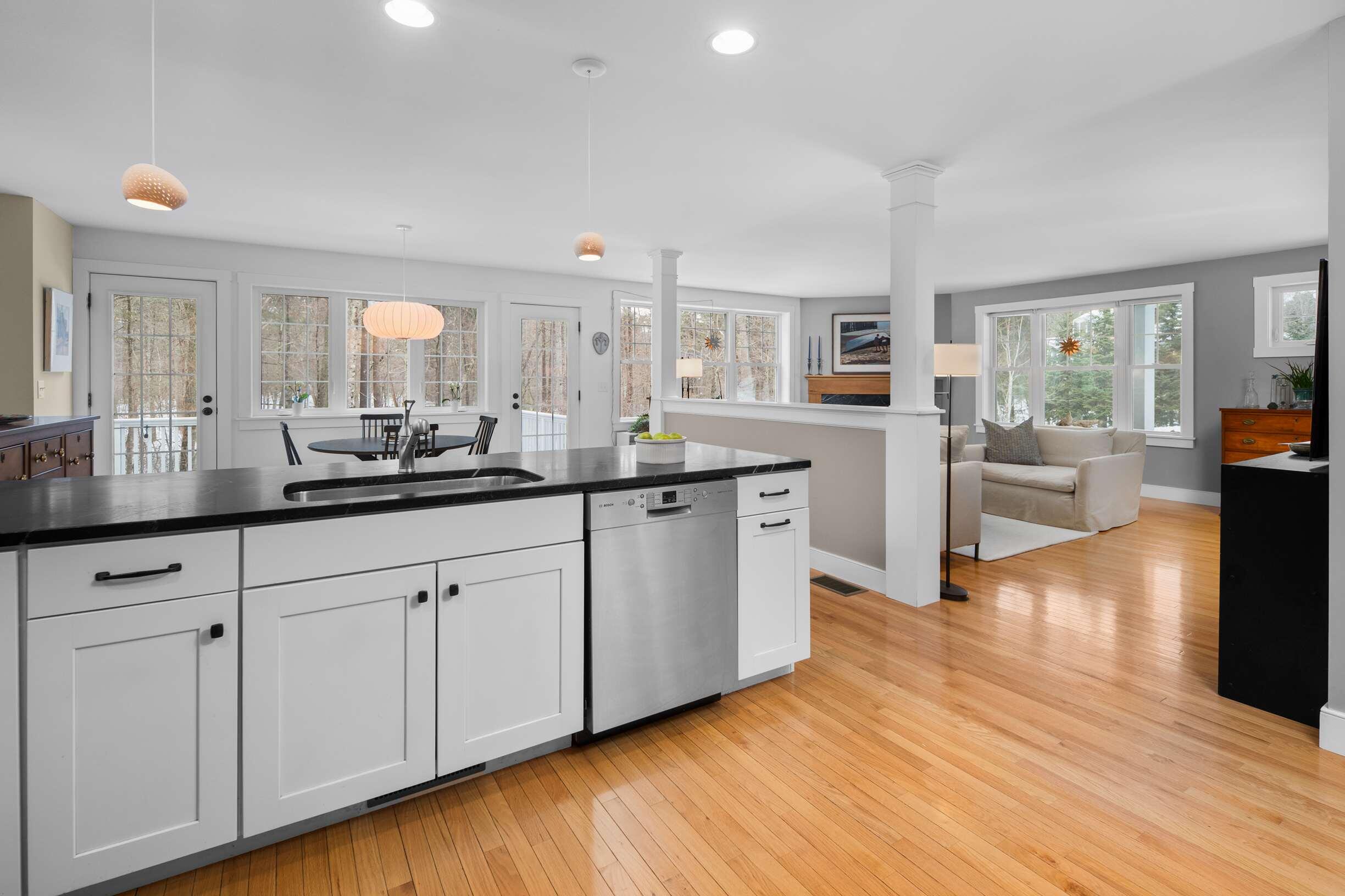 30 Drake Lane Kittery ME 03904