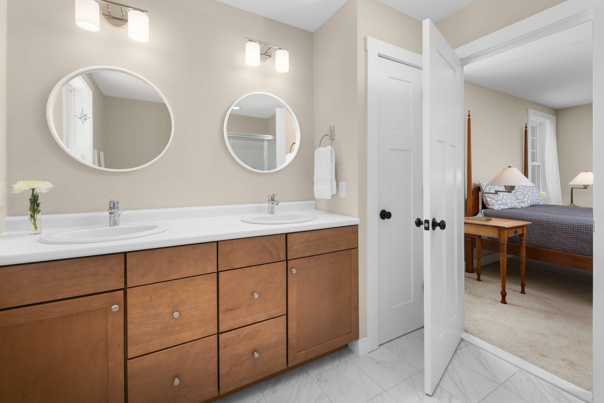 30 Drake Lane Kittery ME 03904