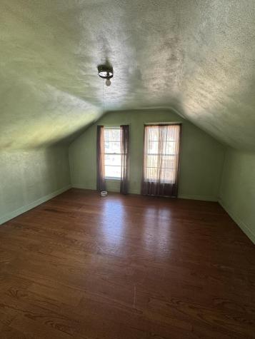 87 Drummond Avenue Waterville ME 04901