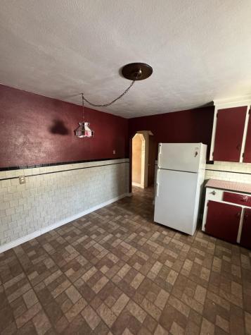 87 Drummond Avenue Waterville ME 04901