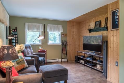 254 Pleasant Street Yarmouth ME 04096