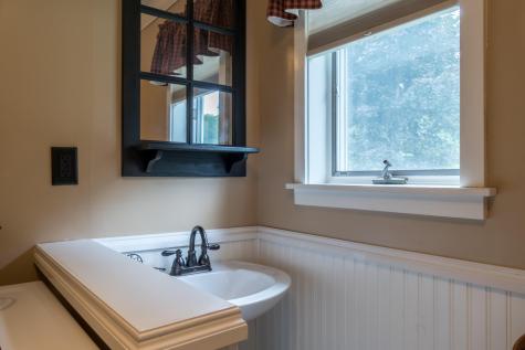 254 Pleasant Street Yarmouth ME 04096