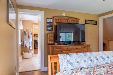 254 Pleasant Street Yarmouth ME 04096