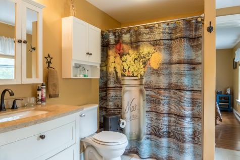 254 Pleasant Street Yarmouth ME 04096