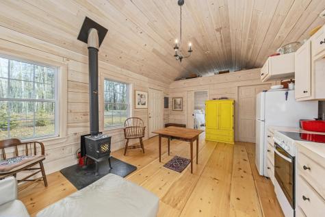 4 Boulder Cove Way Bremen ME 04551