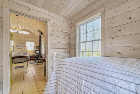 4 Boulder Cove Way Bremen ME 04551