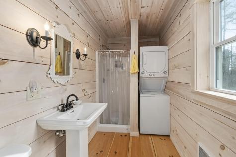 4 Boulder Cove Way Bremen ME 04551