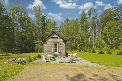 4 Boulder Cove Way Bremen ME 04551