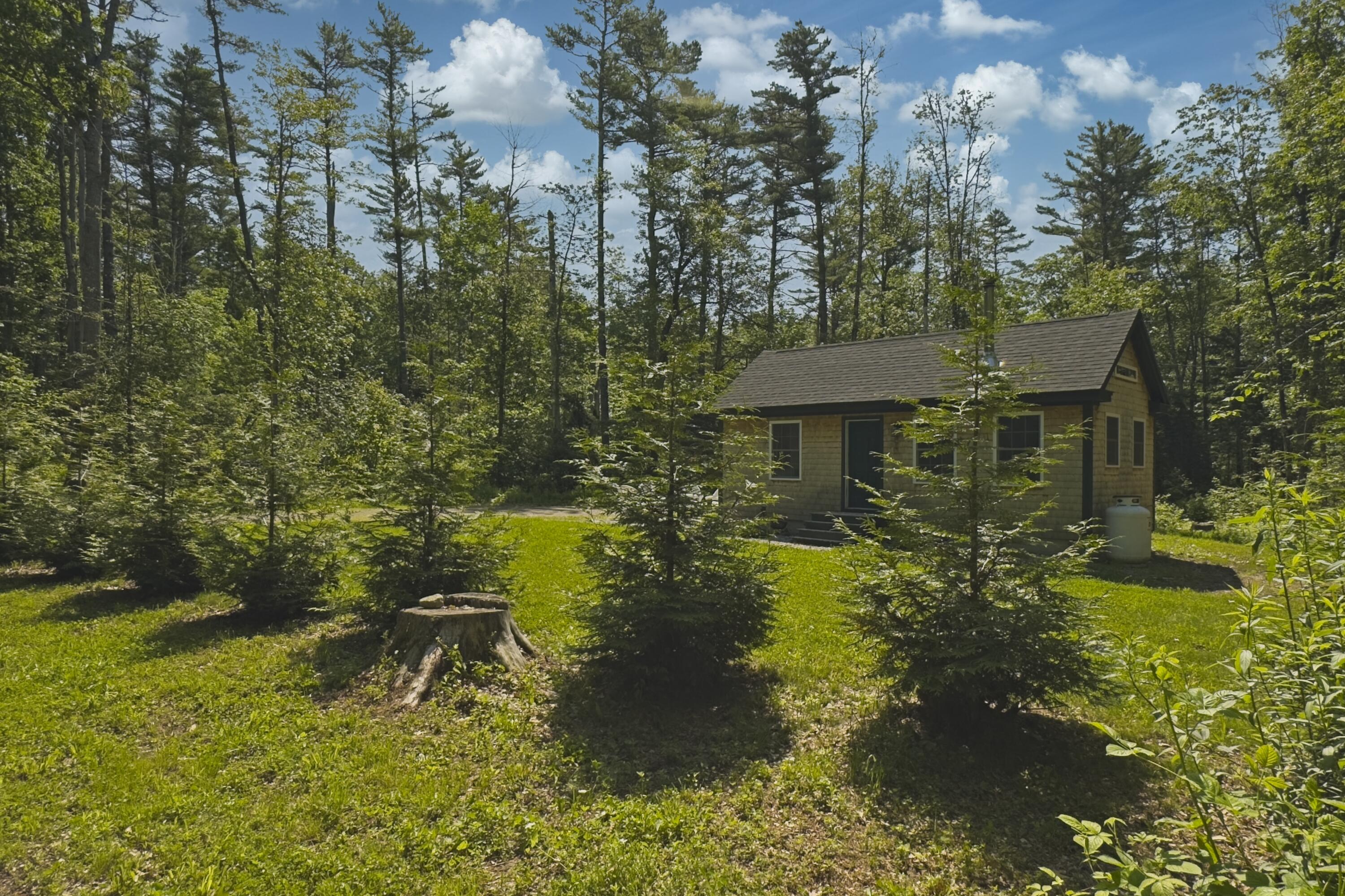 4 Boulder Cove Way Bremen ME 04551