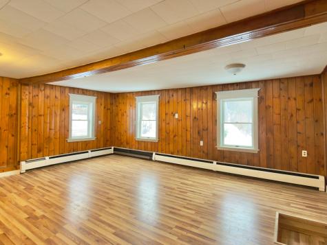 35 Chase Avenue Mexico ME 04257