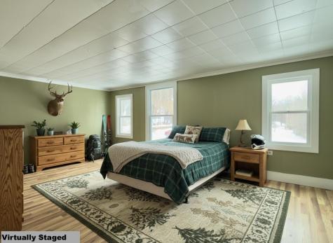 35 Chase Avenue Mexico ME 04257