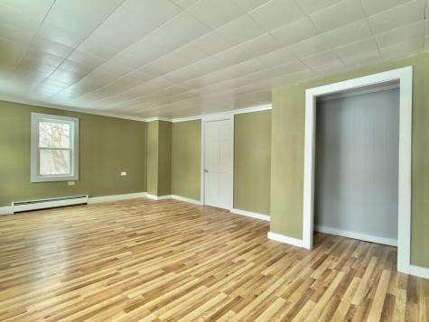 35 Chase Avenue Mexico ME 04257