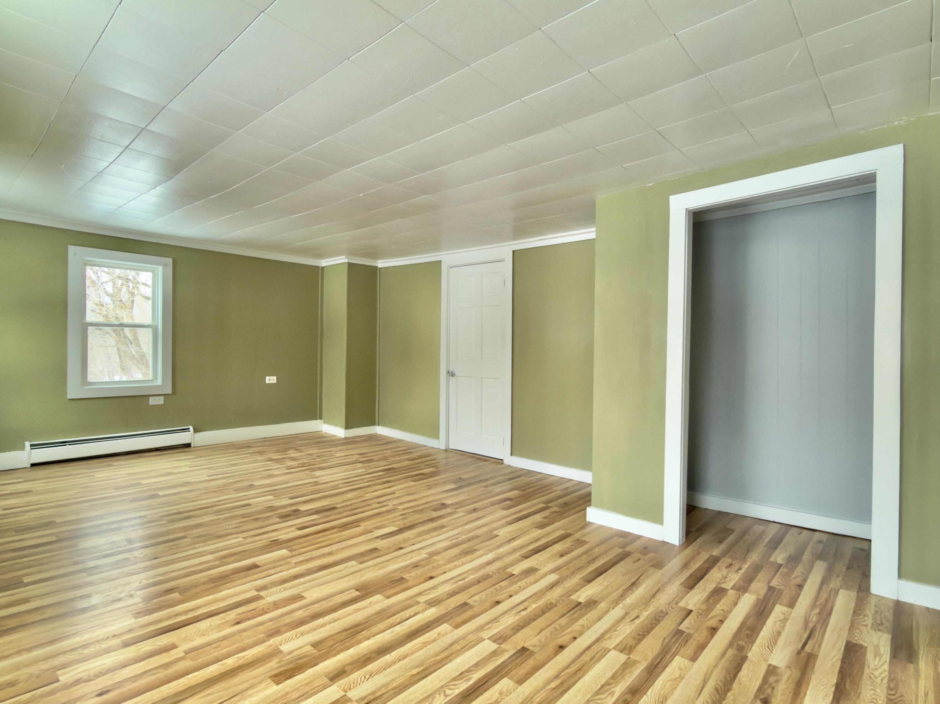 35 Chase Avenue Mexico ME 04257