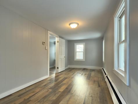 35 Chase Avenue Mexico ME 04257