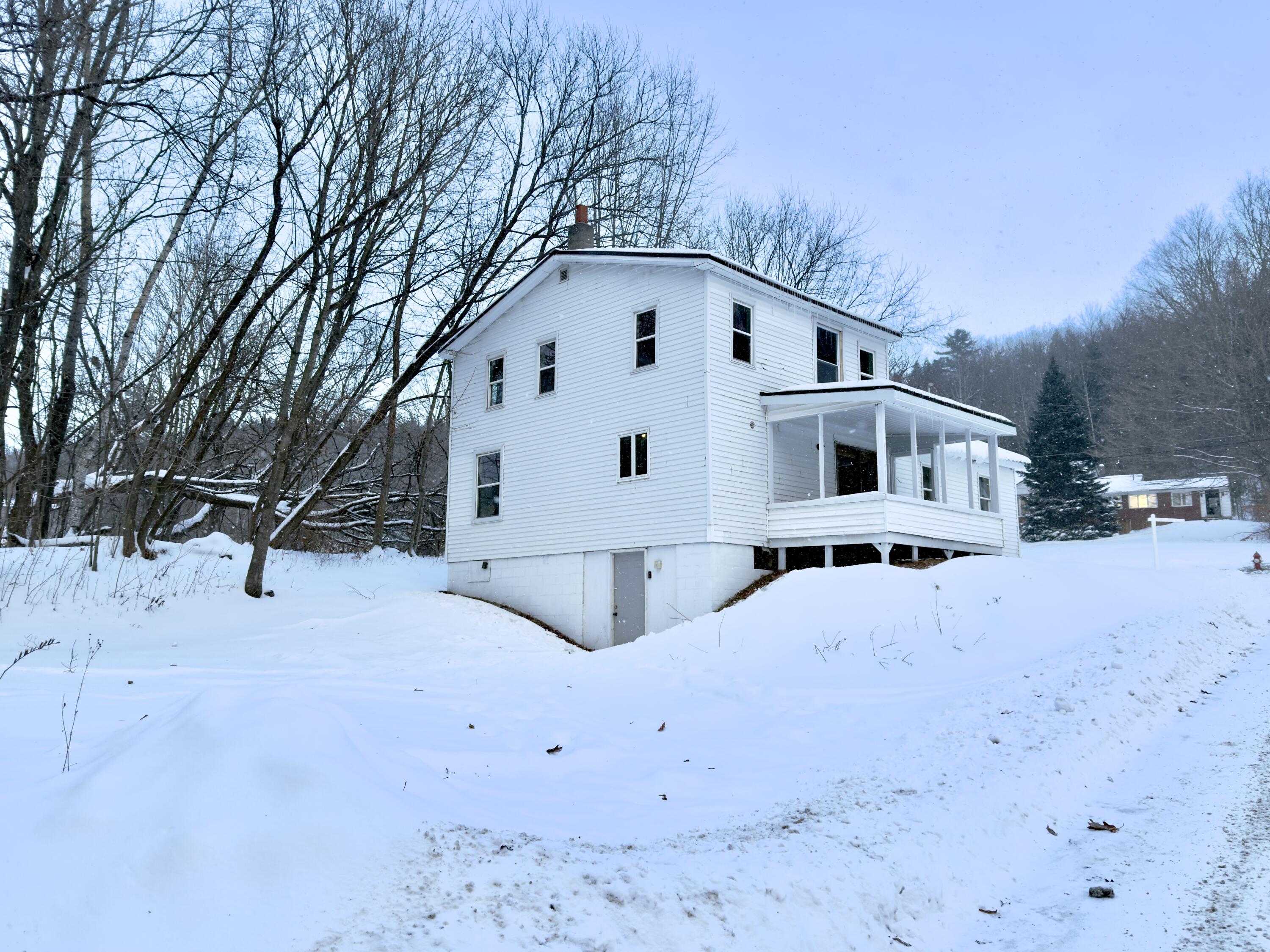 35 Chase Avenue Mexico ME 04257