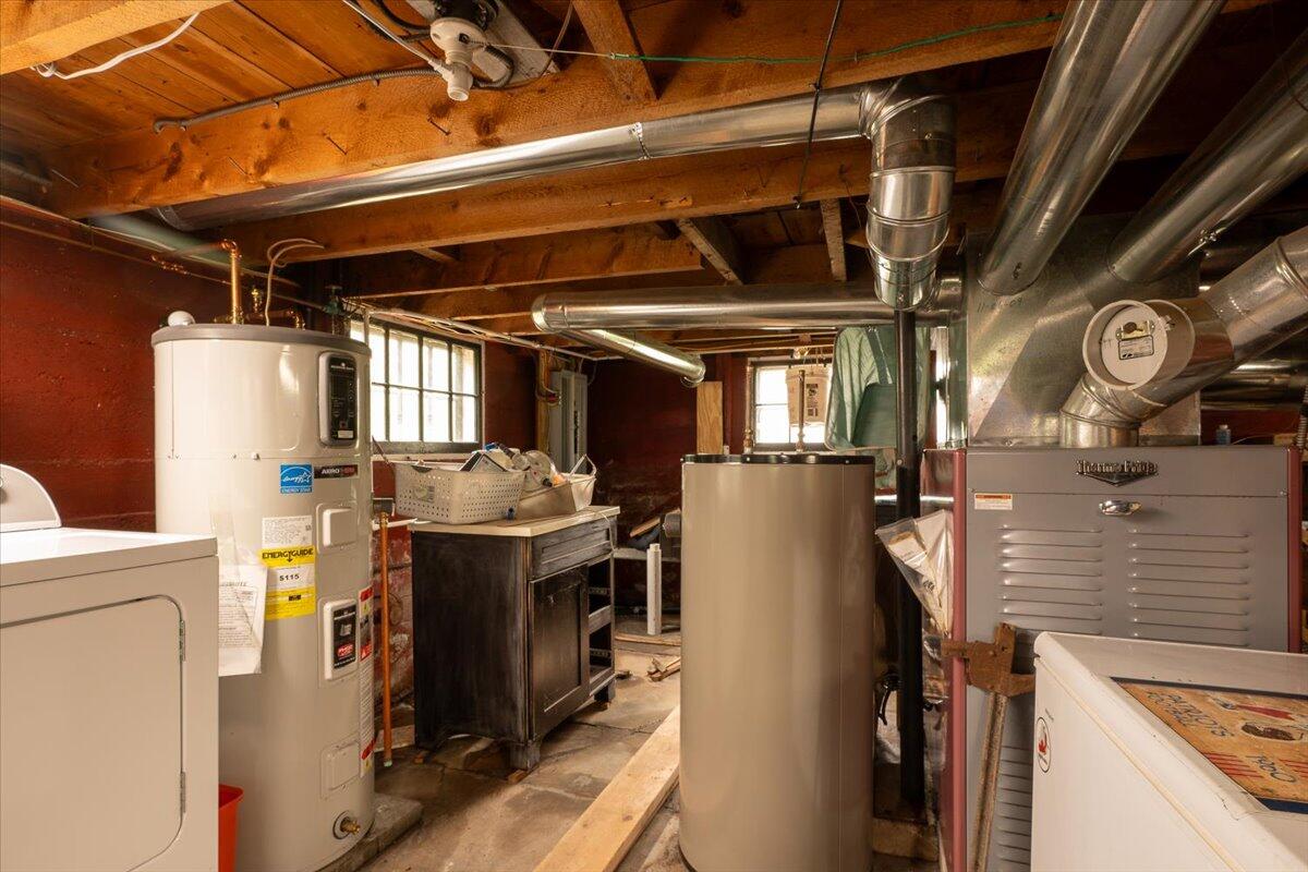 127 Harbor Road Friendship ME 04547