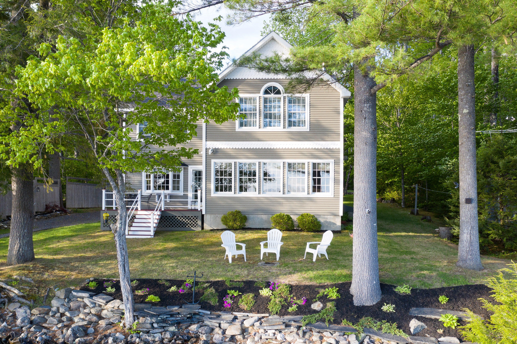 147 Birch Point Road Lake View Plt, ME