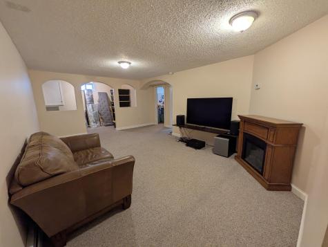 99 Yankee Avenue Bangor ME 04401