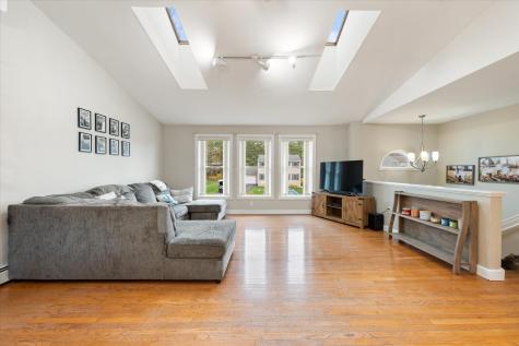 17 Allison Park Brewer ME 04412