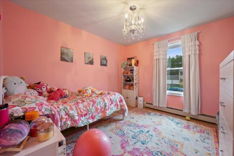 17 Allison Park Brewer ME 04412