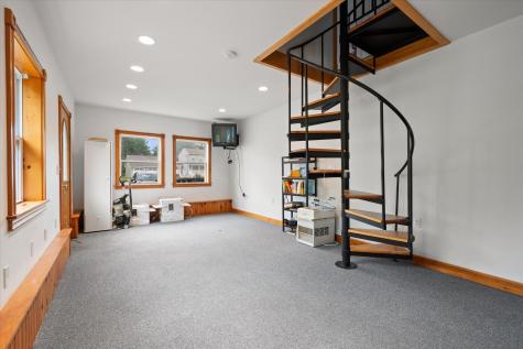 17 Allison Park Brewer ME 04412