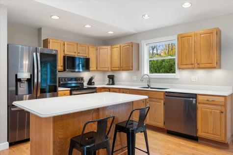 17 Allison Park Brewer ME 04412