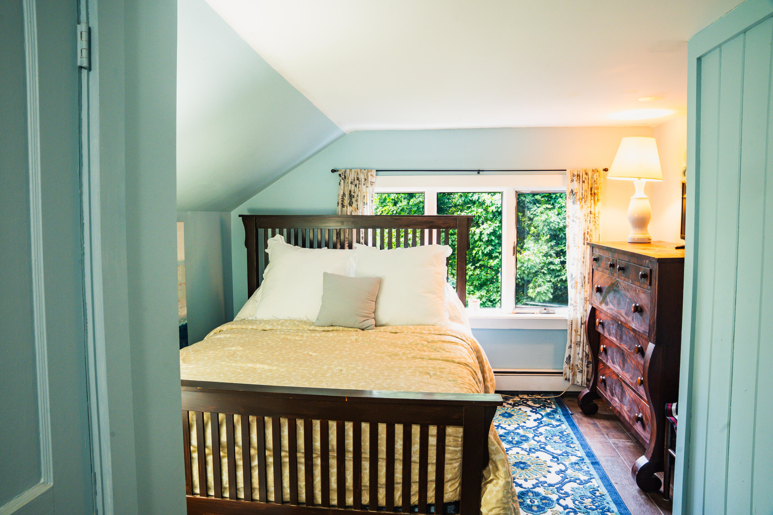 174 Pleasant Street Blue Hill ME 04614
