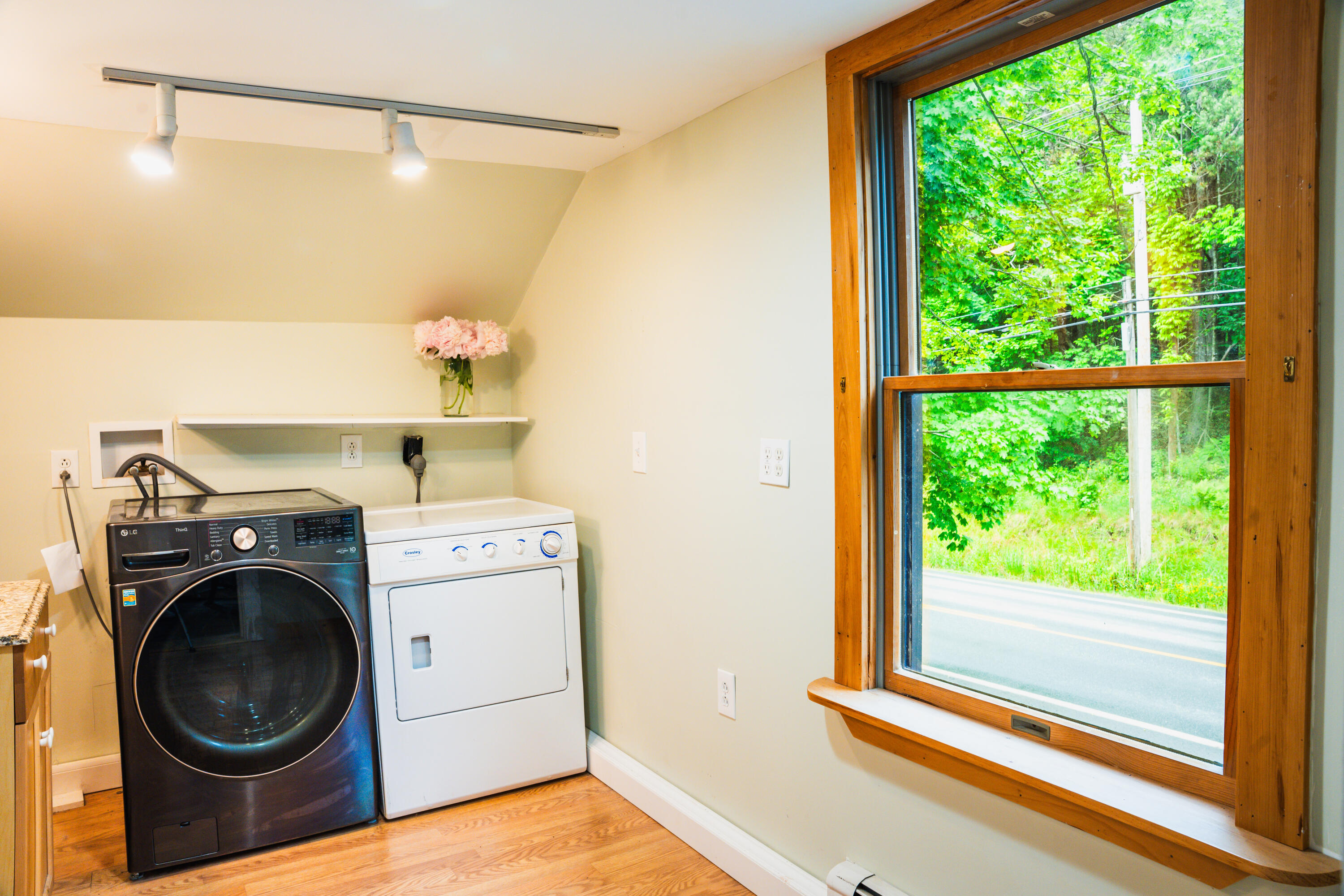 174 Pleasant Street Blue Hill ME 04614