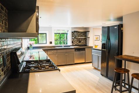 174 Pleasant Street Blue Hill ME 04614