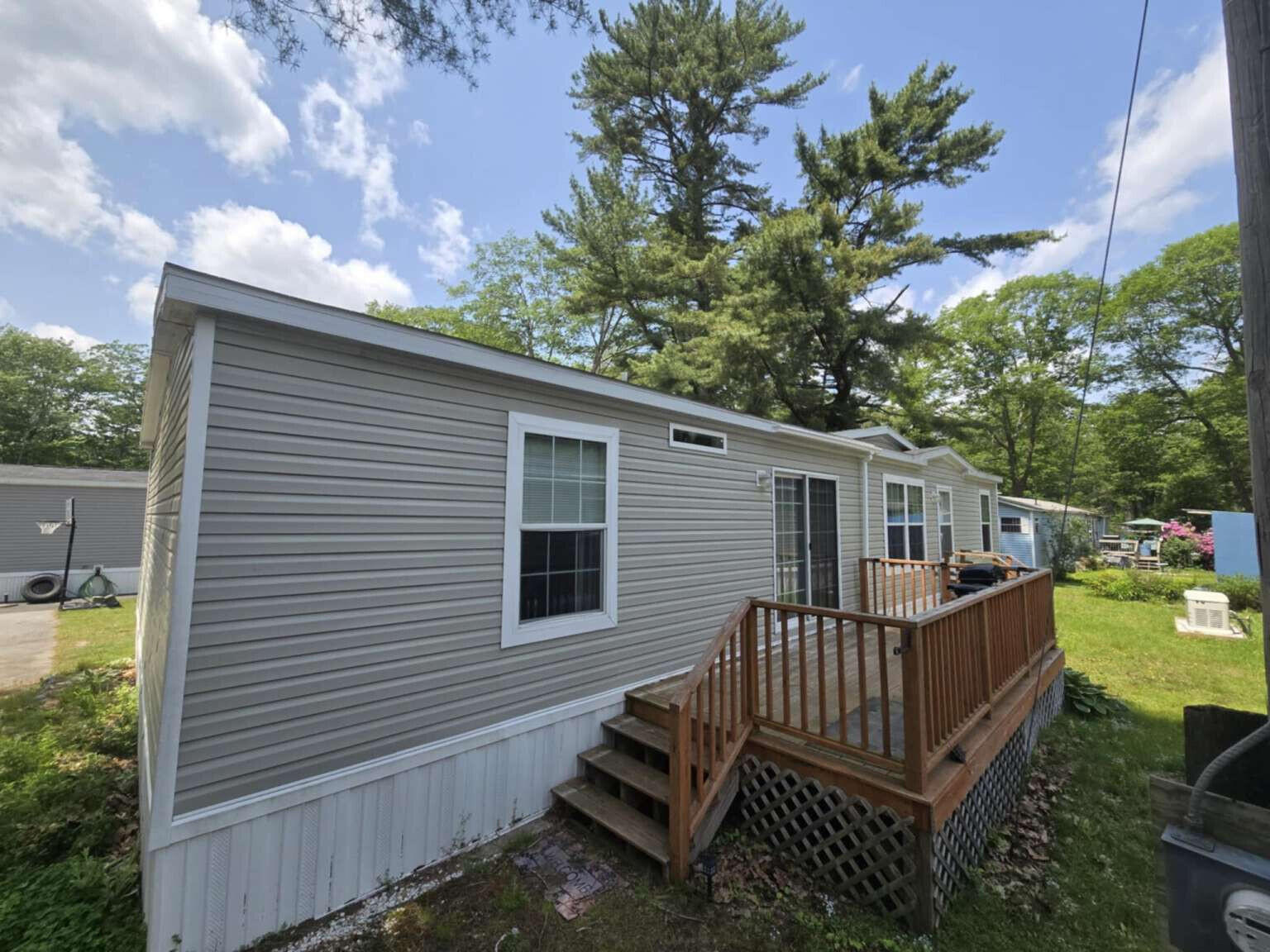 48 Primrose Lane Brunswick ME 04011