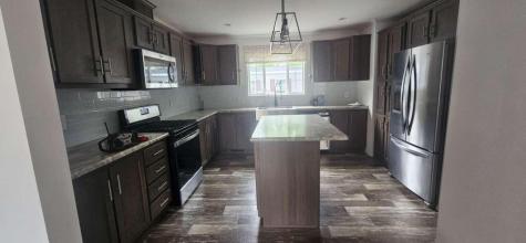 48 Primrose Lane Brunswick ME 04011