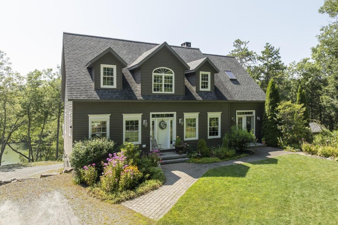 29 Wiscasset Road Boothbay ME 04537