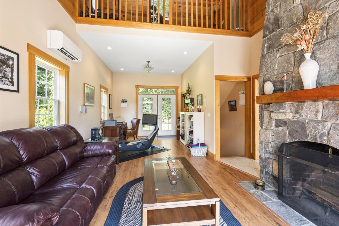 29 Wiscasset Road Boothbay ME 04537