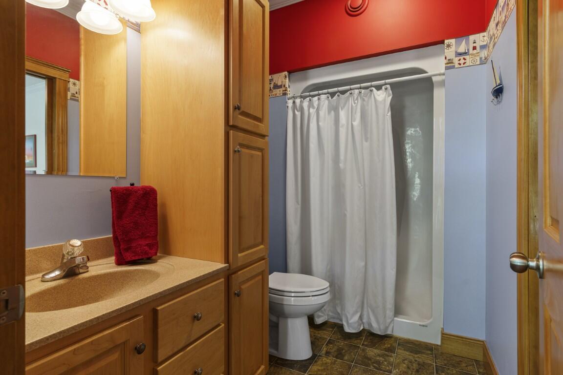 29 Wiscasset Road Boothbay ME 04537