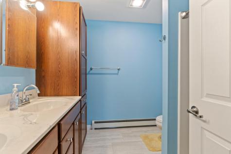 509 Lowelltown Road Wiscasset ME 04578