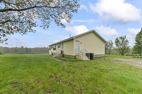 509 Lowelltown Road Wiscasset ME 04578