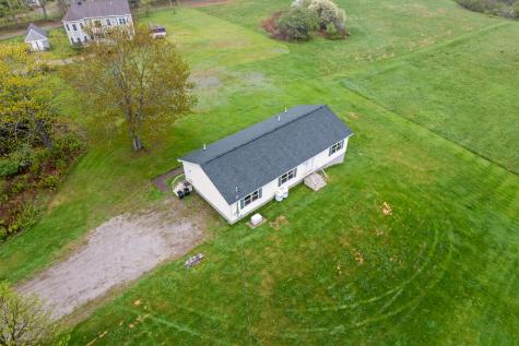 509 Lowelltown Road Wiscasset ME 04578