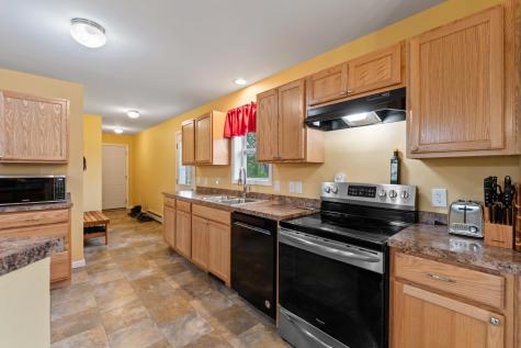 509 Lowelltown Road Wiscasset ME 04578