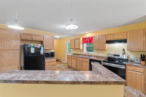 509 Lowelltown Road Wiscasset ME 04578