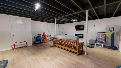 85 Pinewoods Road Lewiston ME 04240