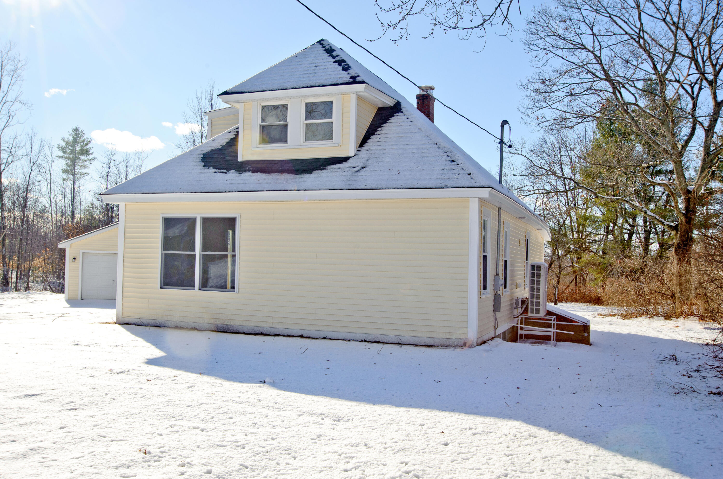 24 Constellation Drive Auburn ME 04210