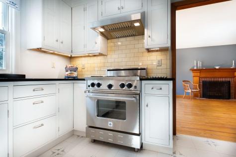 10 Beech Drive Brunswick ME 04011